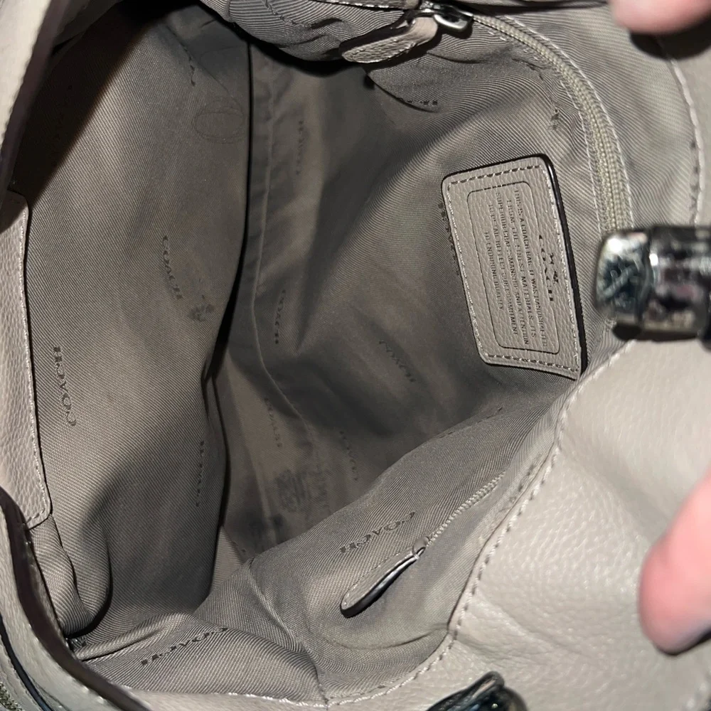 Coach Turnlock Edie Shoulder Bag - J1581-36855 - Picture 14 of 16